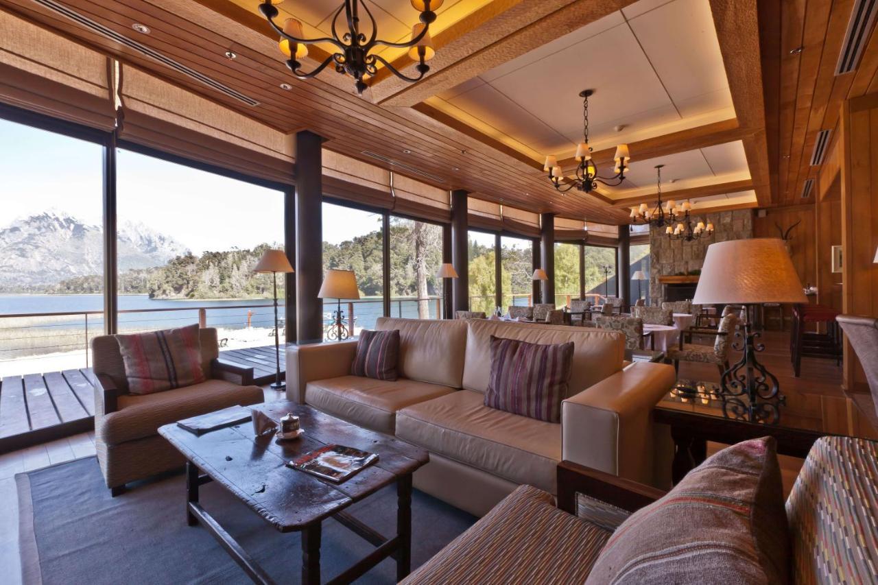 Llao Llao Resort, Golf-Spa Σαν Κάρλος ντε Μπαριλότσε Εξωτερικό φωτογραφία The lounge at the Hoshino Resorts Tomamu