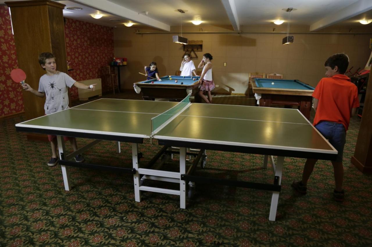 Llao Llao Resort, Golf-Spa Σαν Κάρλος ντε Μπαριλότσε Εξωτερικό φωτογραφία Table tennis